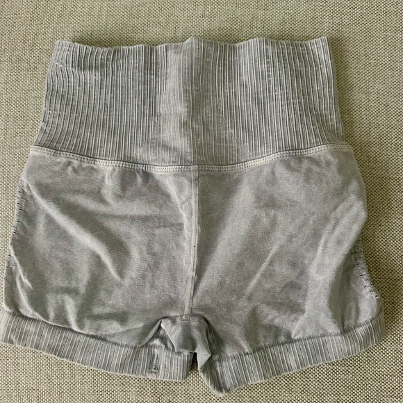 FP Movement - Good Karma Running Shorts - Color Gray - Size XS/S - EUC - Picture 4 of 4